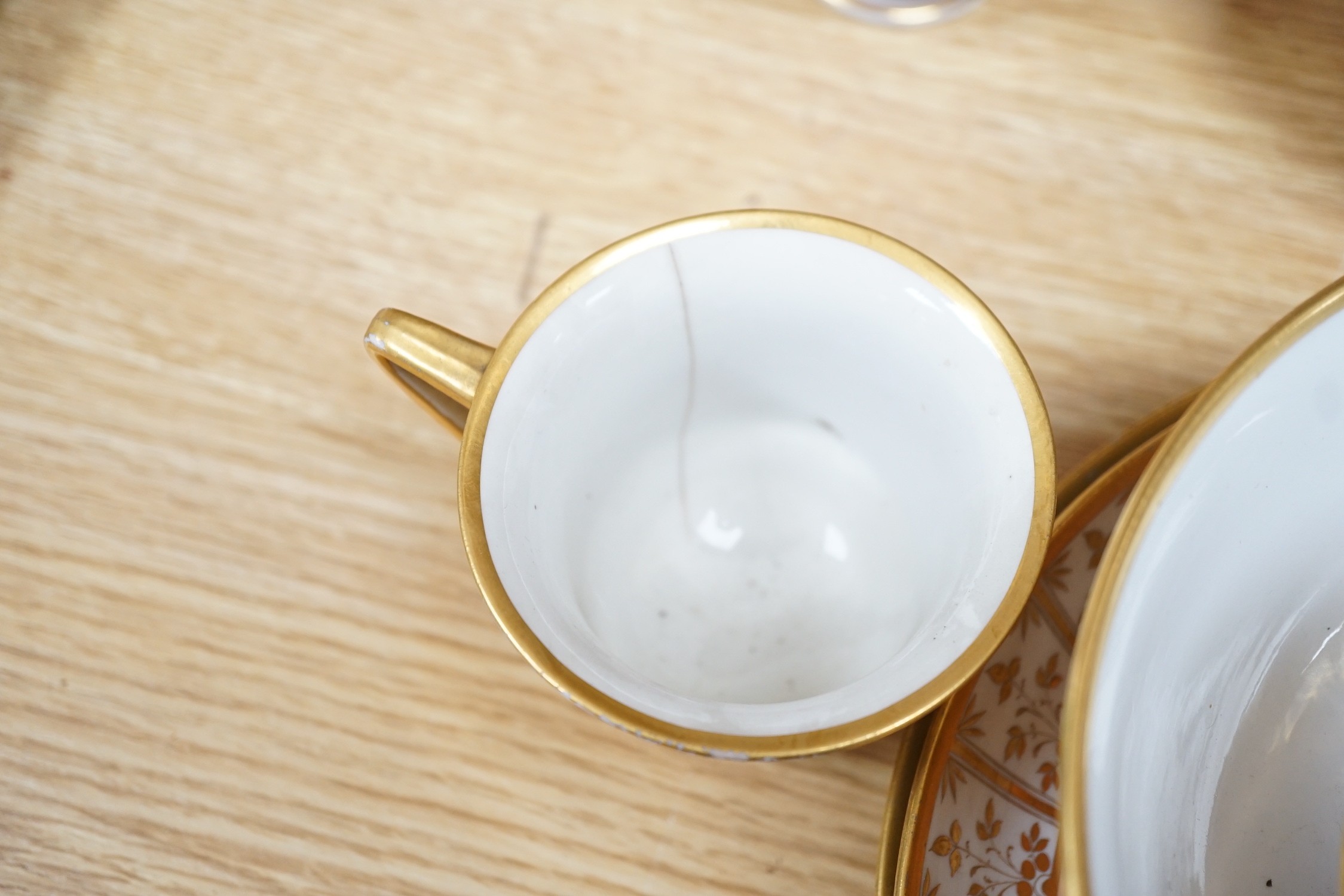 A Worcester Flight Barr and Barr-period part tea service